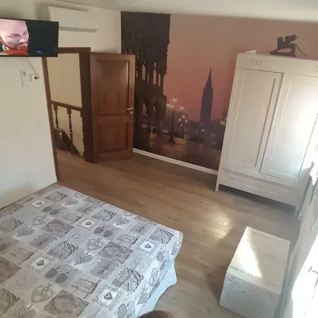 La Corte Incantata Apartment *